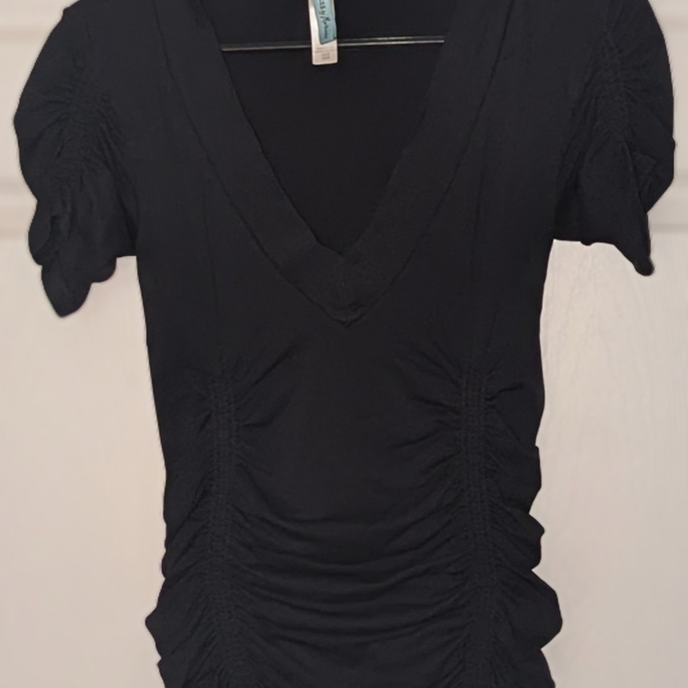 Guess by Marciano Black Ruched V-Neck Blouse